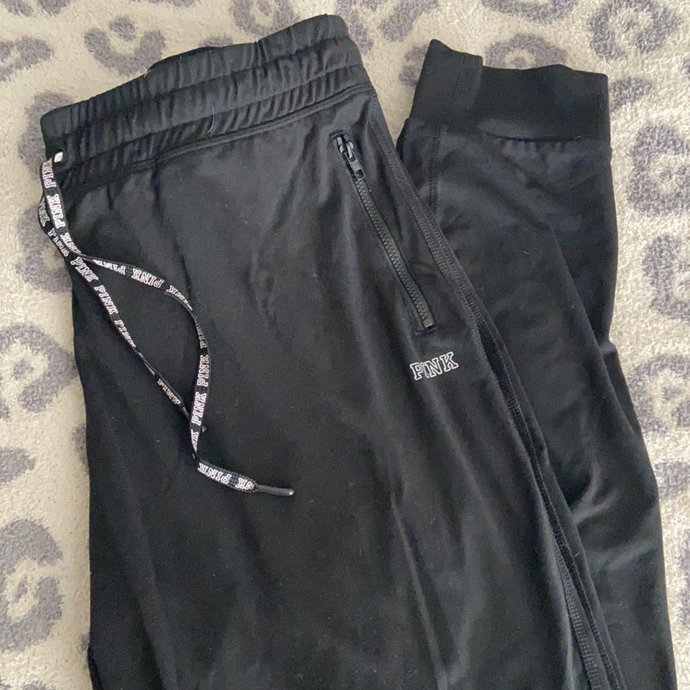 PINK Ultimate Joggers